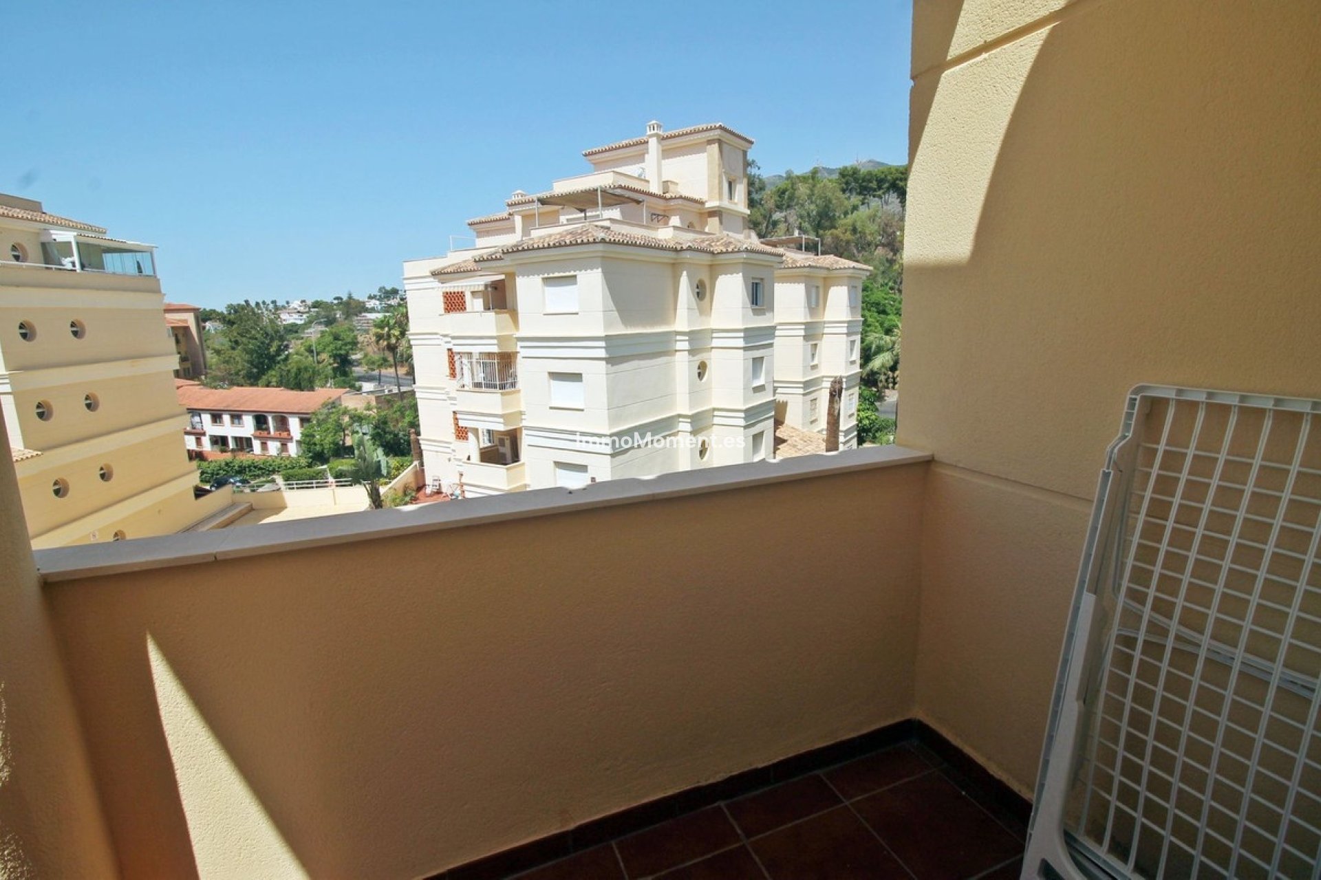 Resale - Apartment - Benalmadena - Benalmadena Centro