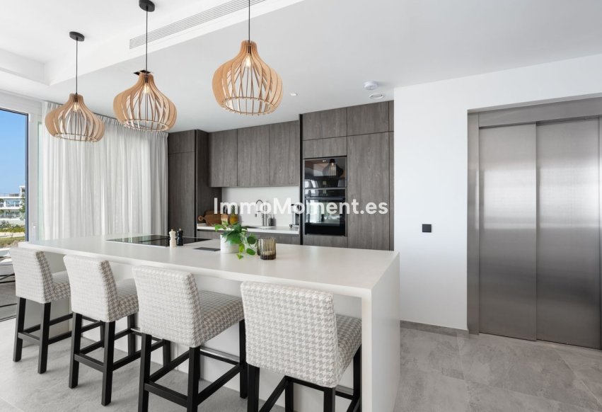 Resale - Apartment - Benalmadena - Benalmadena Centro