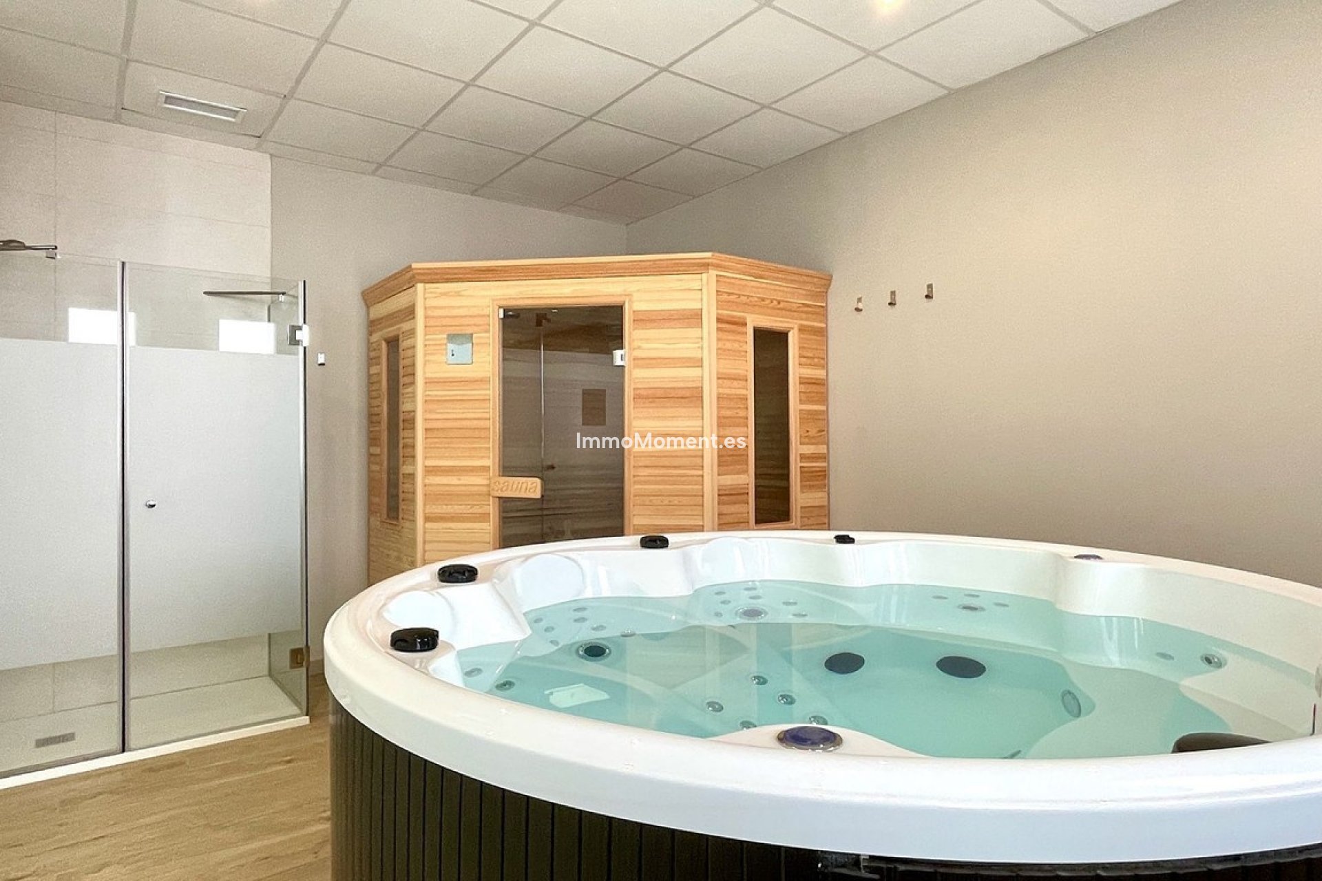 Resale - Apartment - Benalmadena - Benalmadena Centro