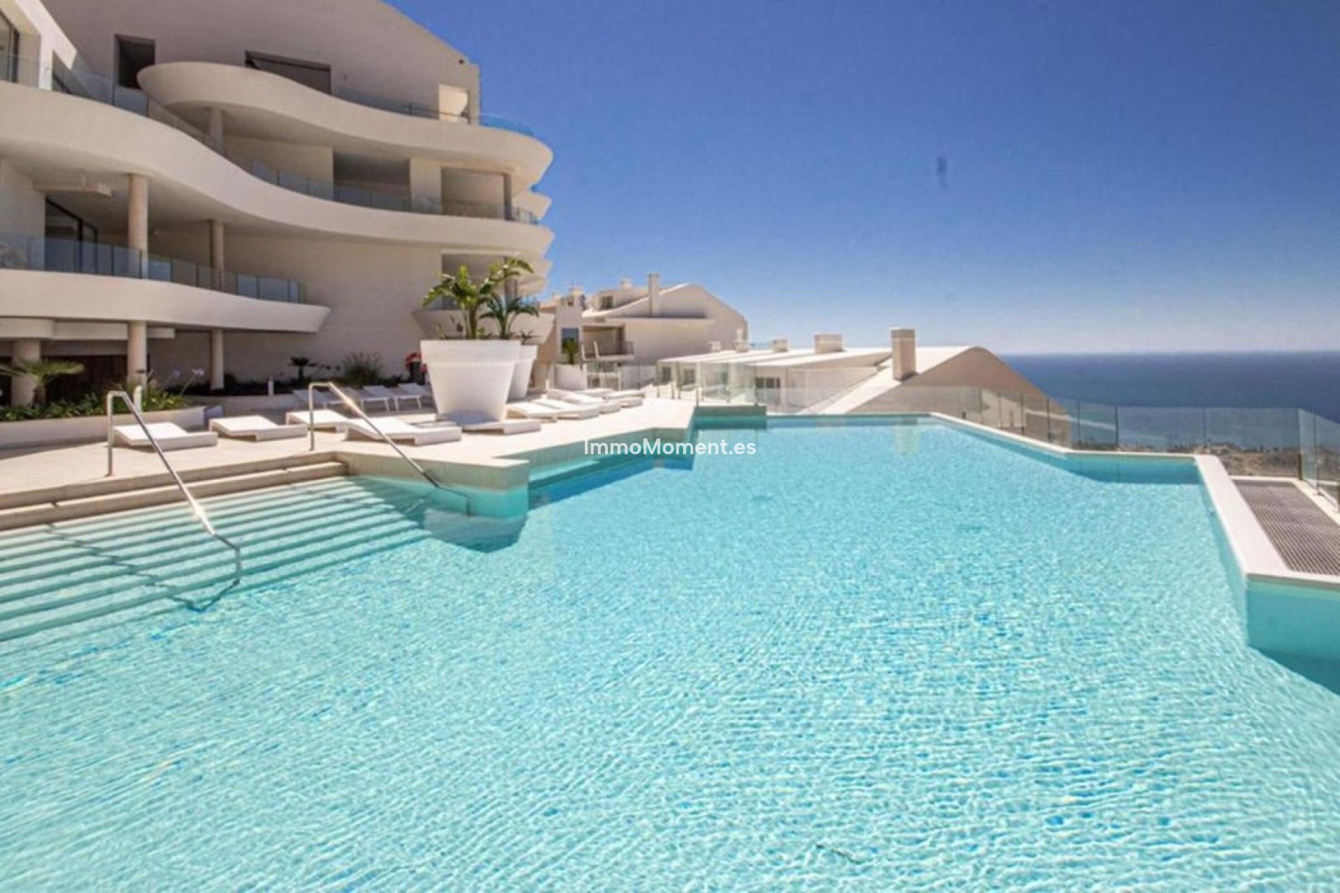 Resale - Apartment - Benalmadena - Benalmadena Centro