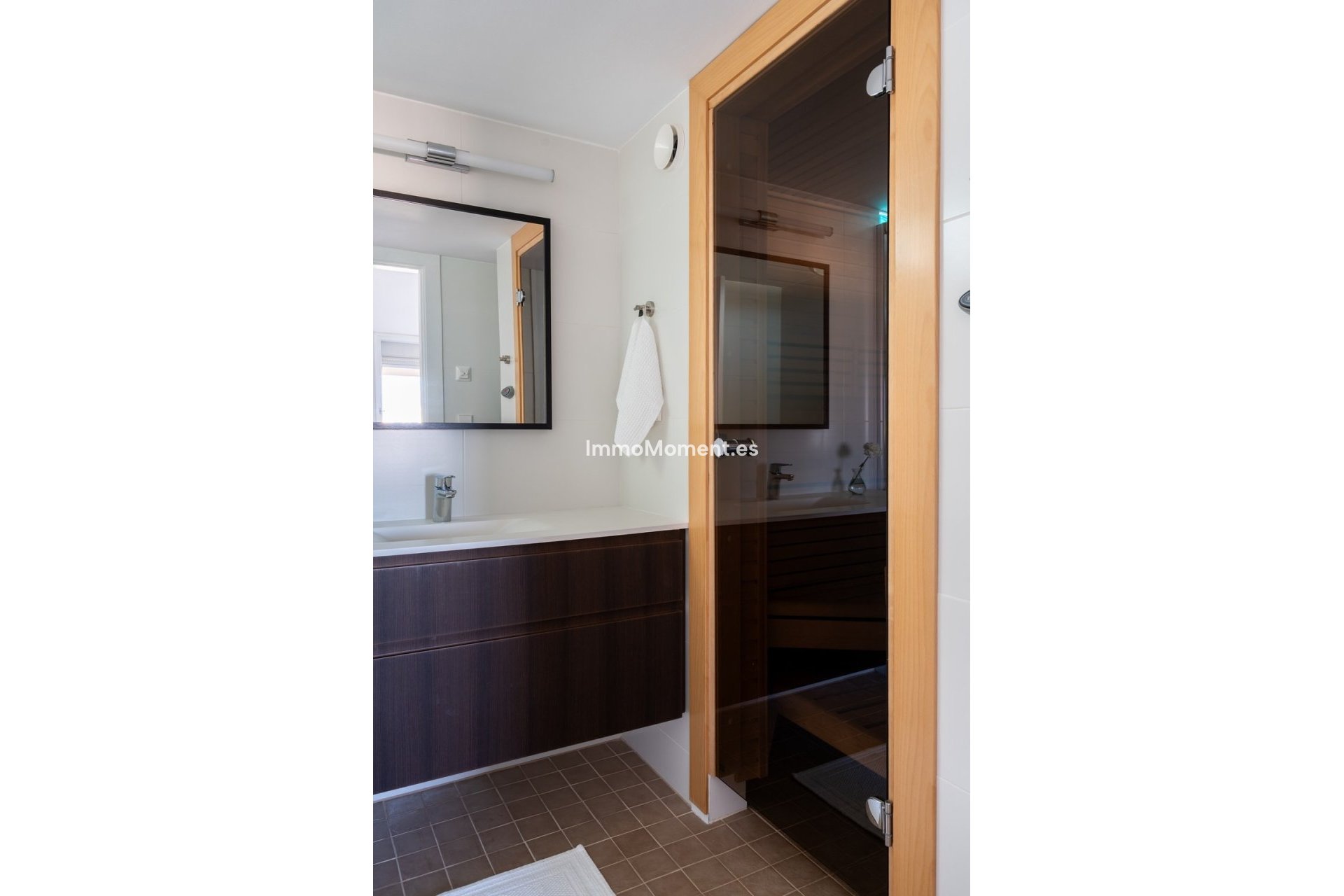 Resale - Apartment - Benalmadena - Benalmadena Centro