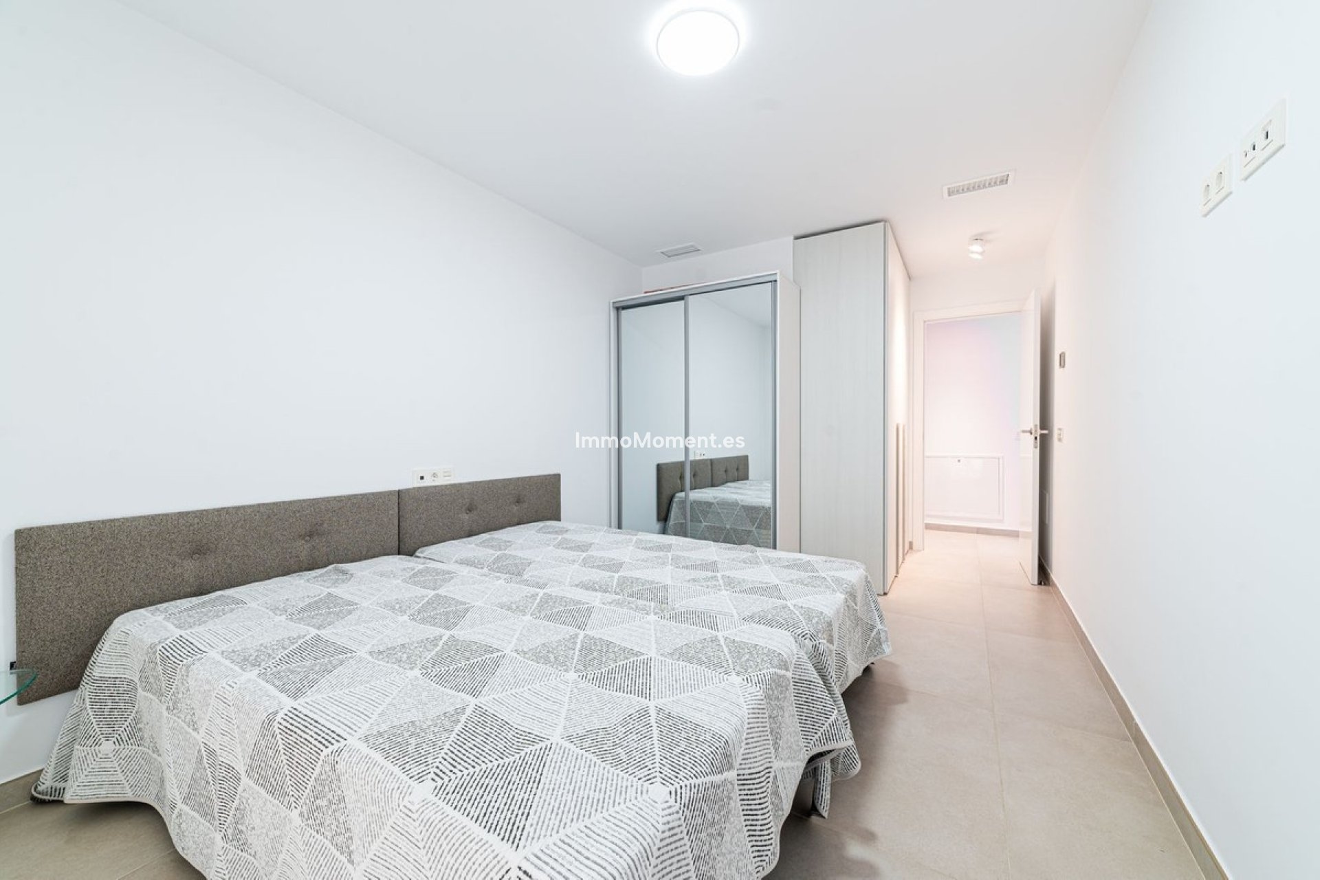 Resale - Apartment - Benalmadena - Benalmadena Centro