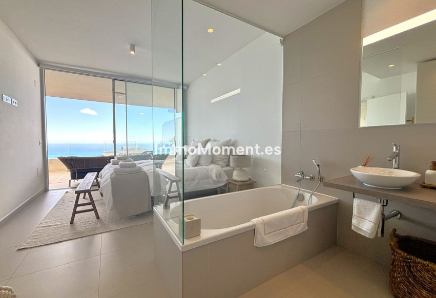 Resale - Apartment - Benalmadena - Benalmadena Centro