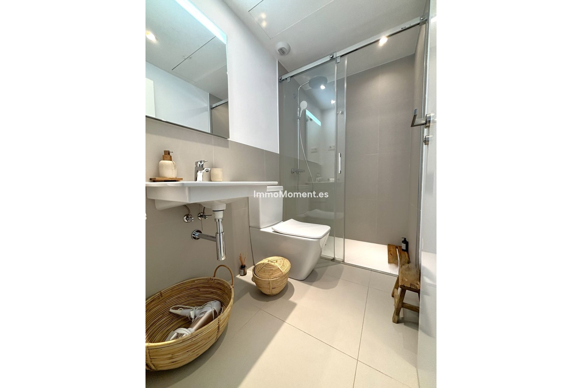 Resale - Apartment - Benalmadena - Benalmadena Centro