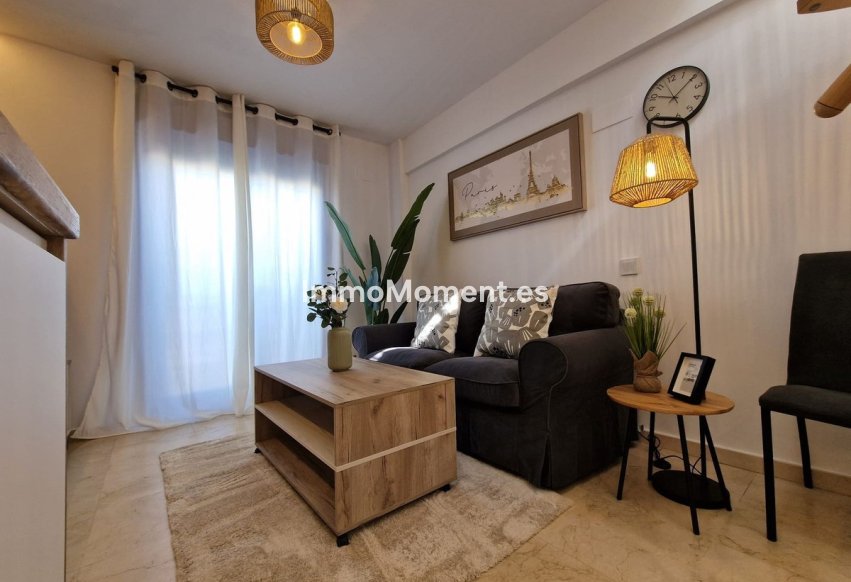 Resale - Apartment - Benalmadena - Benalmadena Centro
