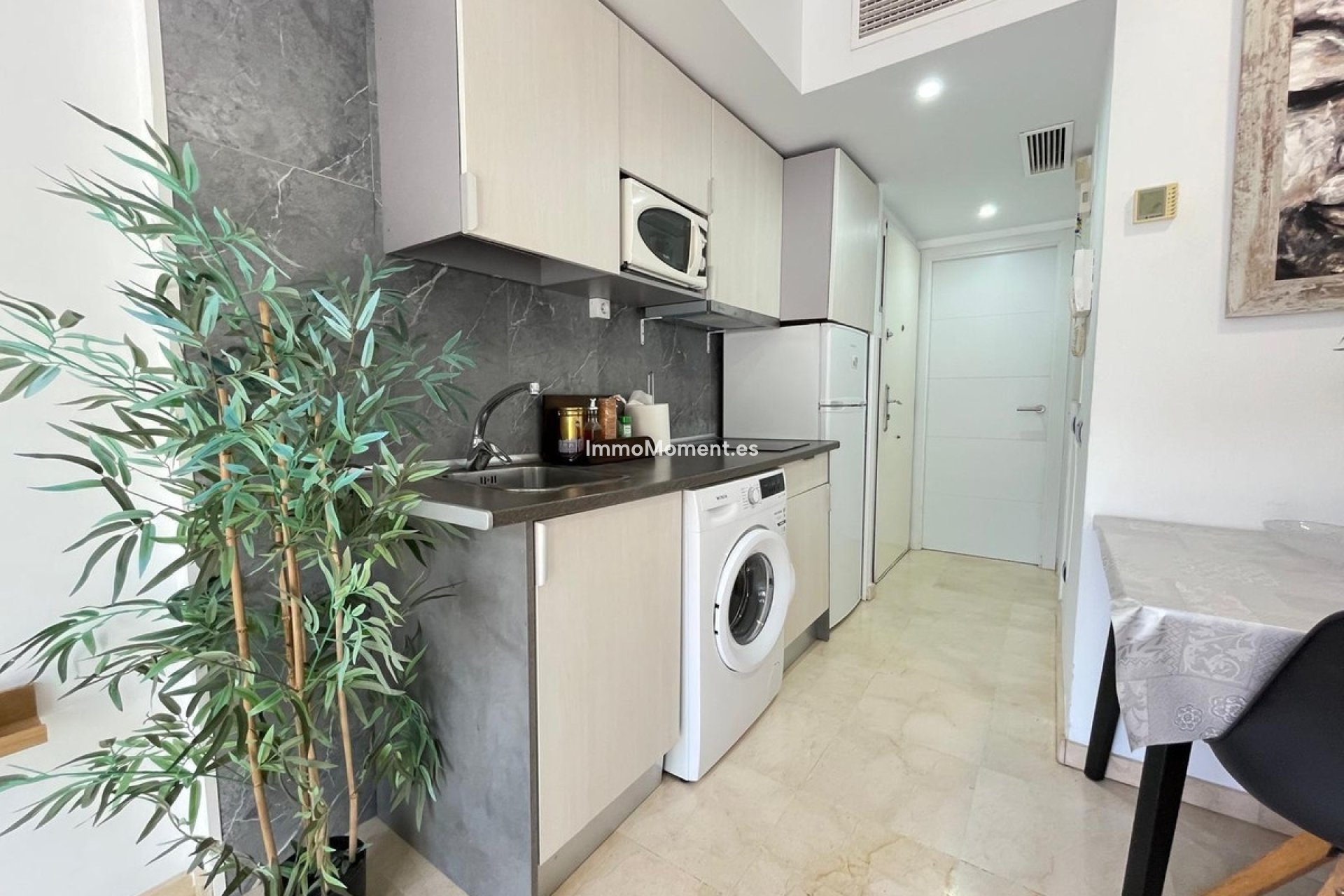 Resale - Apartment - Benalmadena - Benalmadena Centro