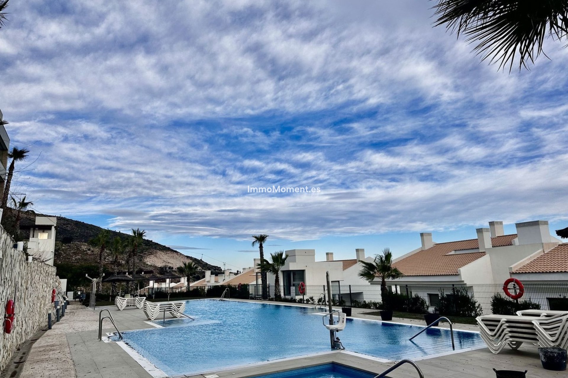 Resale - Apartment - Benalmadena - Benalmadena Centro