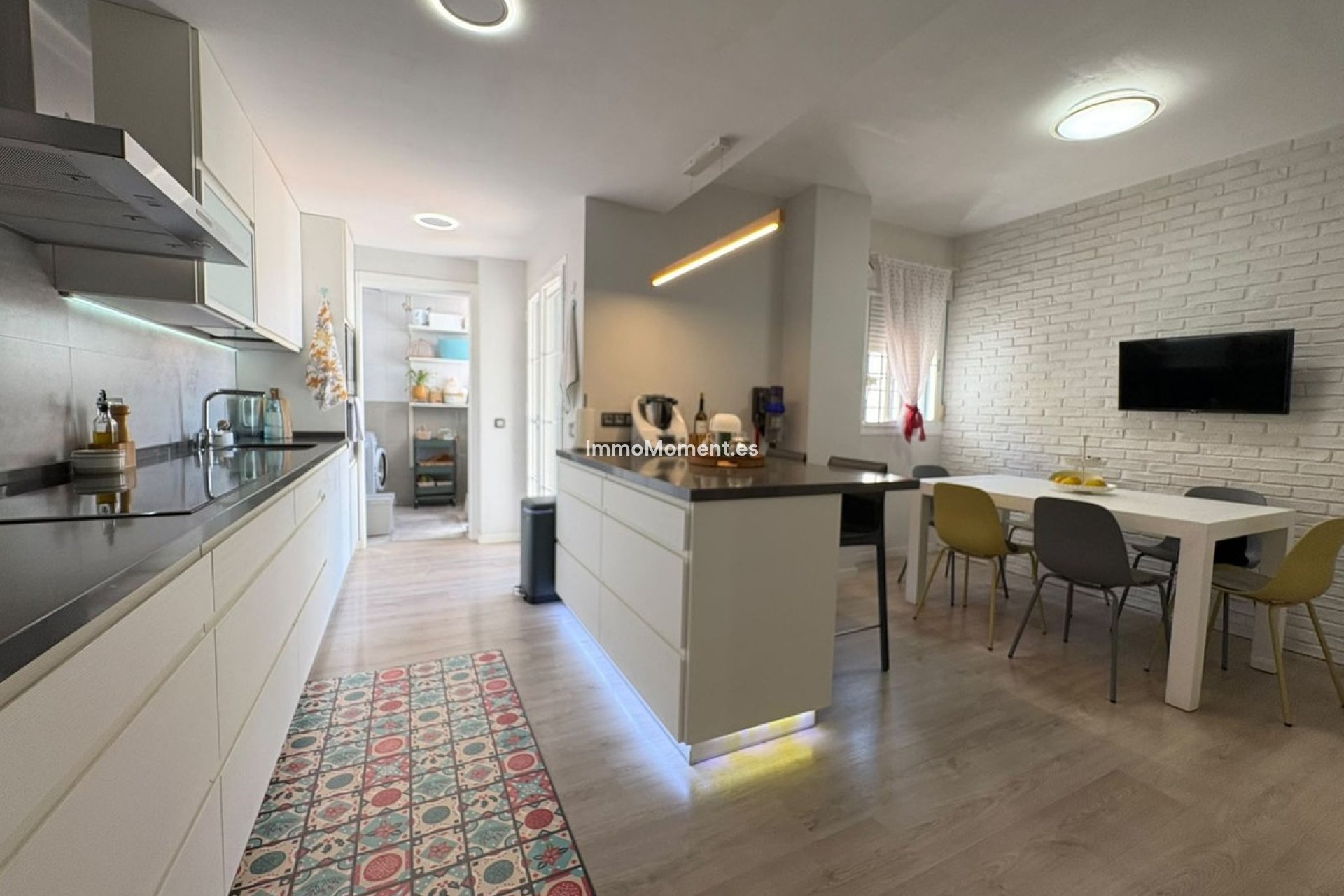 Resale - Apartment - Benalmadena - Benalmadena Centro