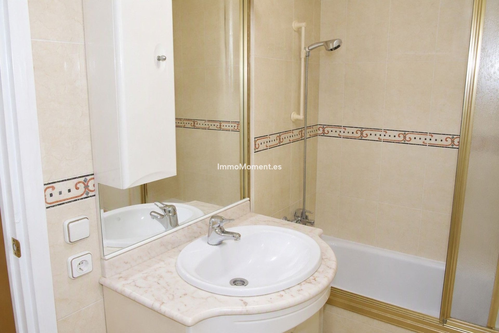 Resale - Apartment - Benalmadena - Benalmadena Centro