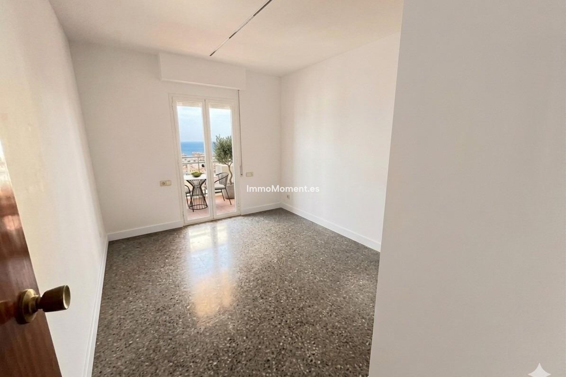 Resale - Apartment - Benalmadena - Benalmadena Centro