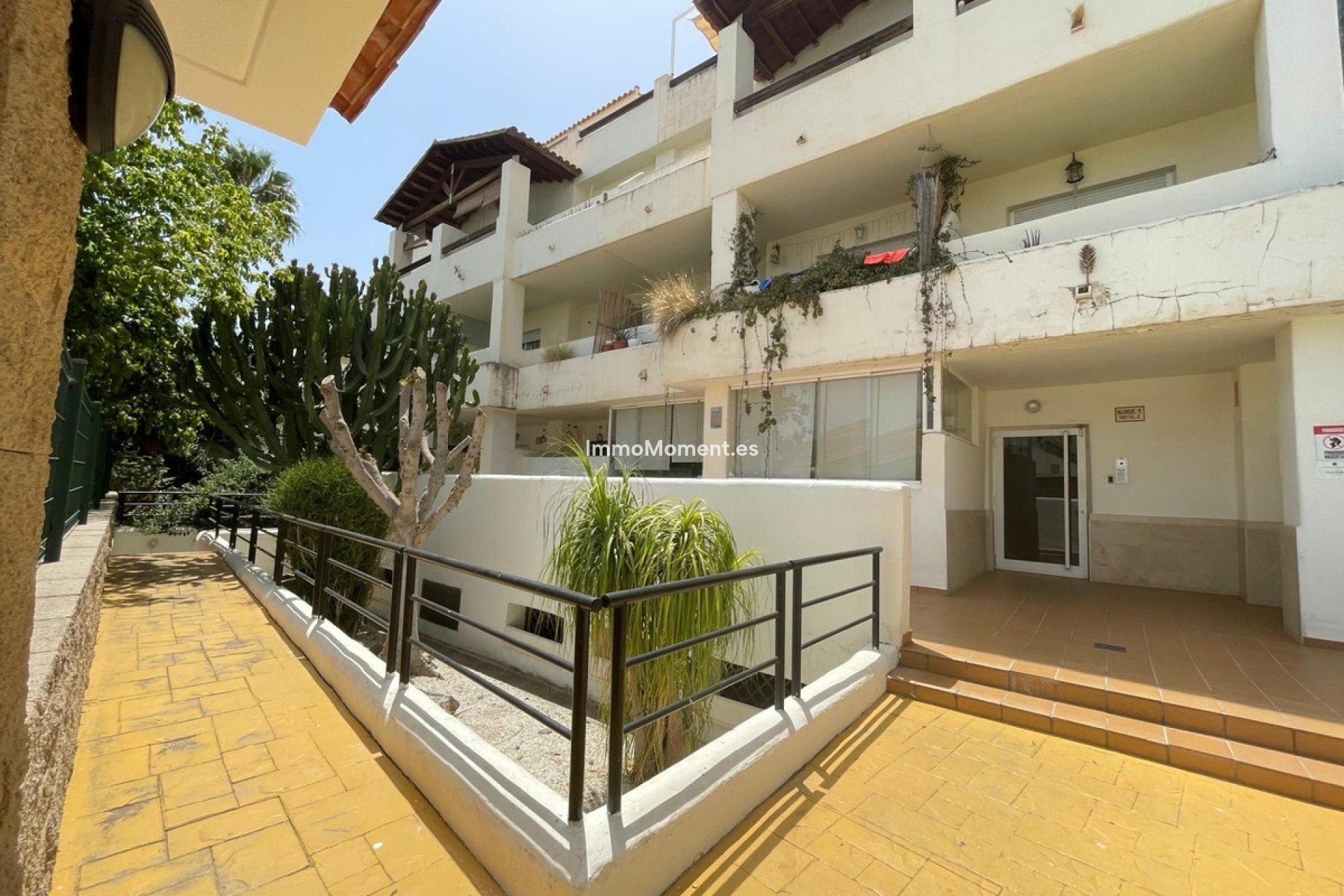 Resale - Apartment - Benalmadena - Benalmadena Centro