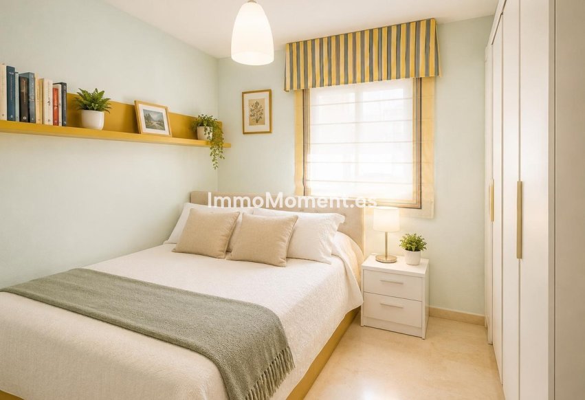 Resale - Apartment - Benalmadena - Benalmadena Centro