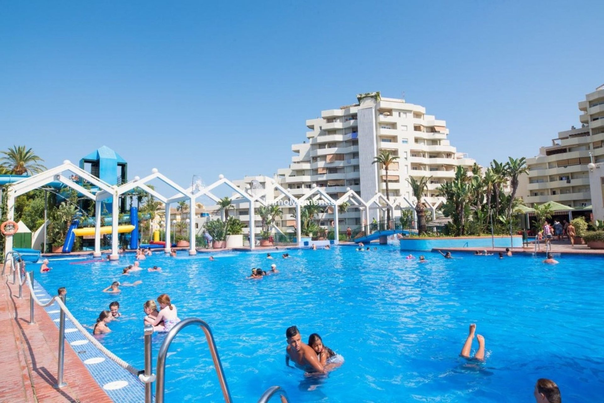 Resale - Apartment - Benalmadena - Benalmadena Centro