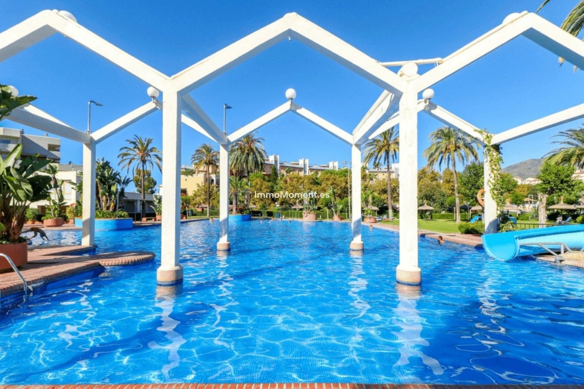 Resale - Apartment - Benalmadena - Benalmadena Centro