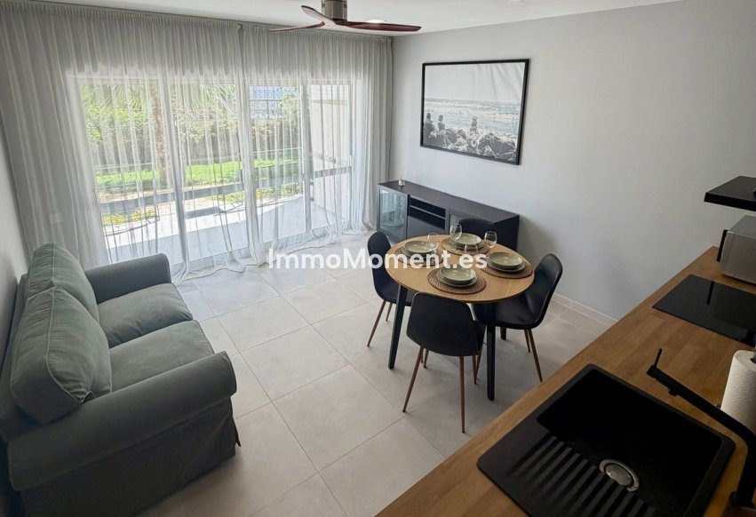 Resale - Apartment - Benalmadena - Benalmadena Centro