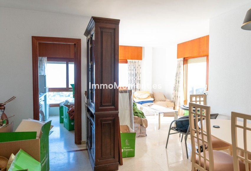 Resale - Apartment - Benalmadena - Torremuelle