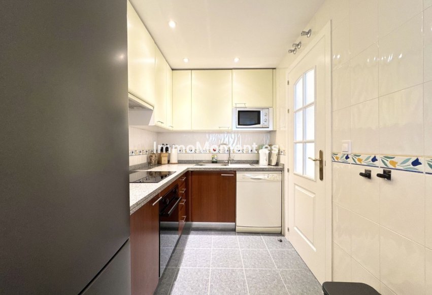Resale - Apartment - Benalmadena - Torrequebrada
