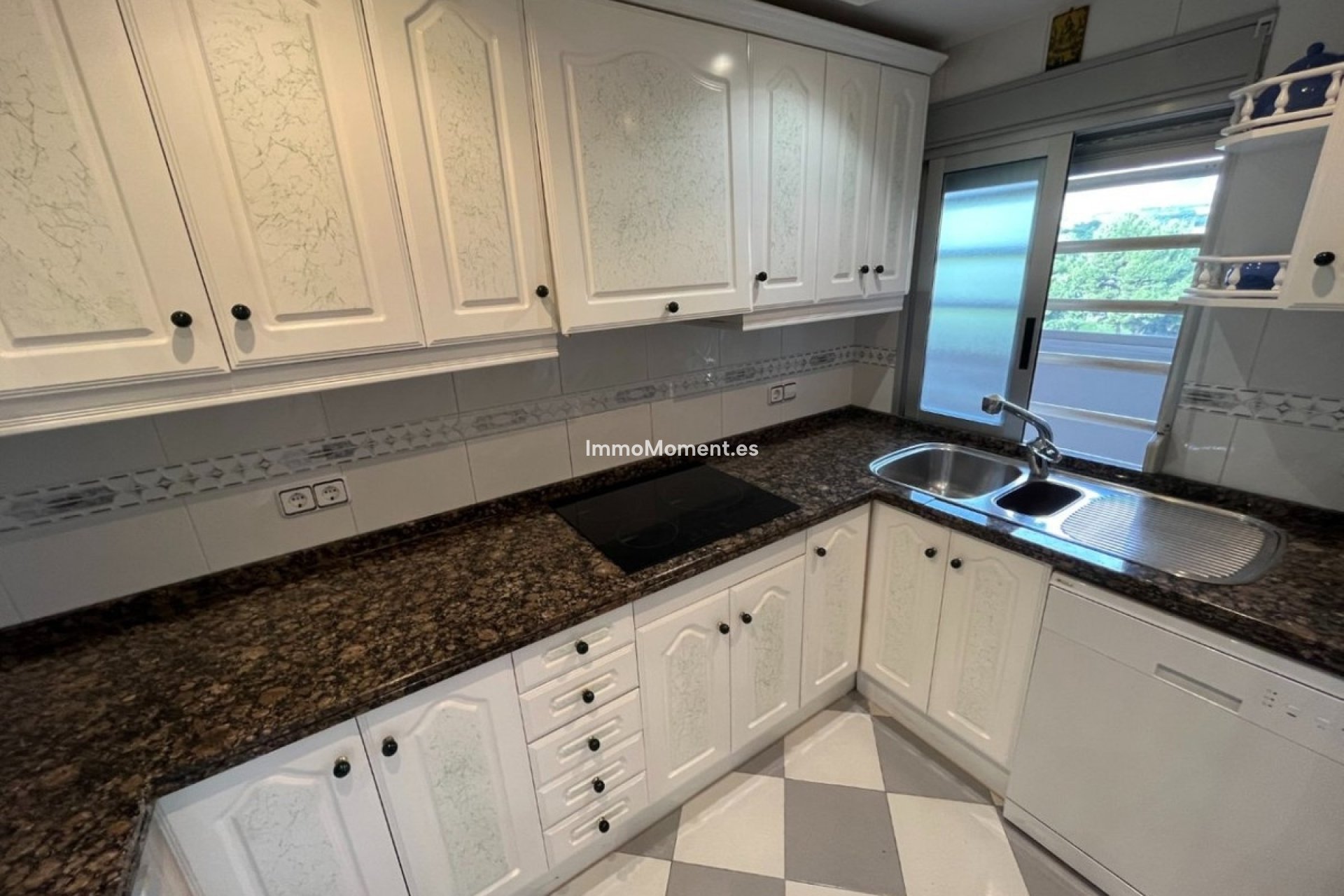 Resale - Apartment - Benidorm - Benidorm Centro