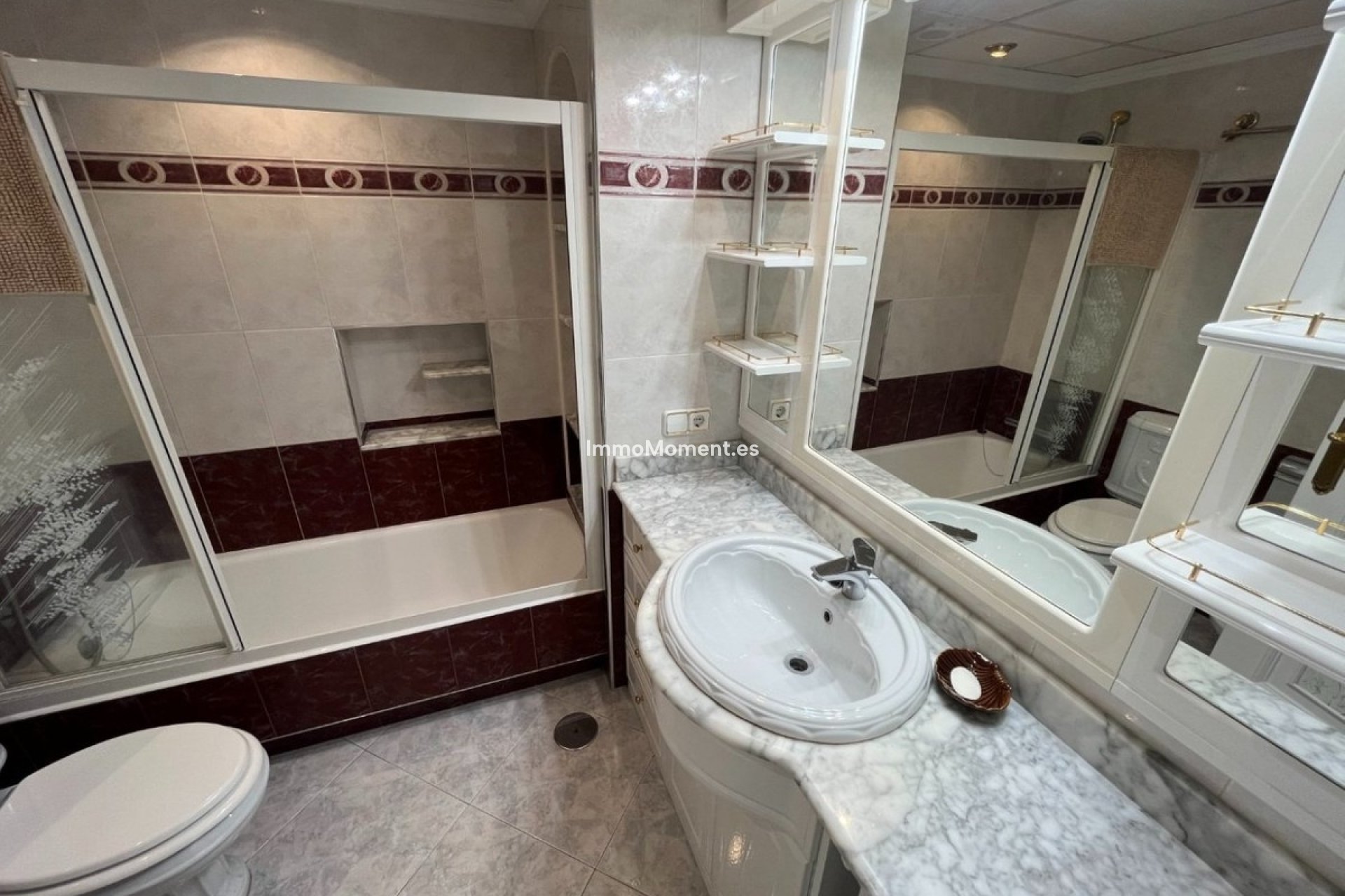 Resale - Apartment - Benidorm - Benidorm Centro