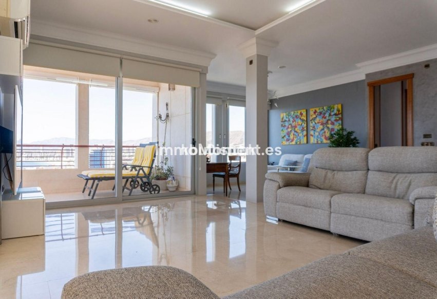 Resale - Apartment - Benidorm - Benidorm Centro