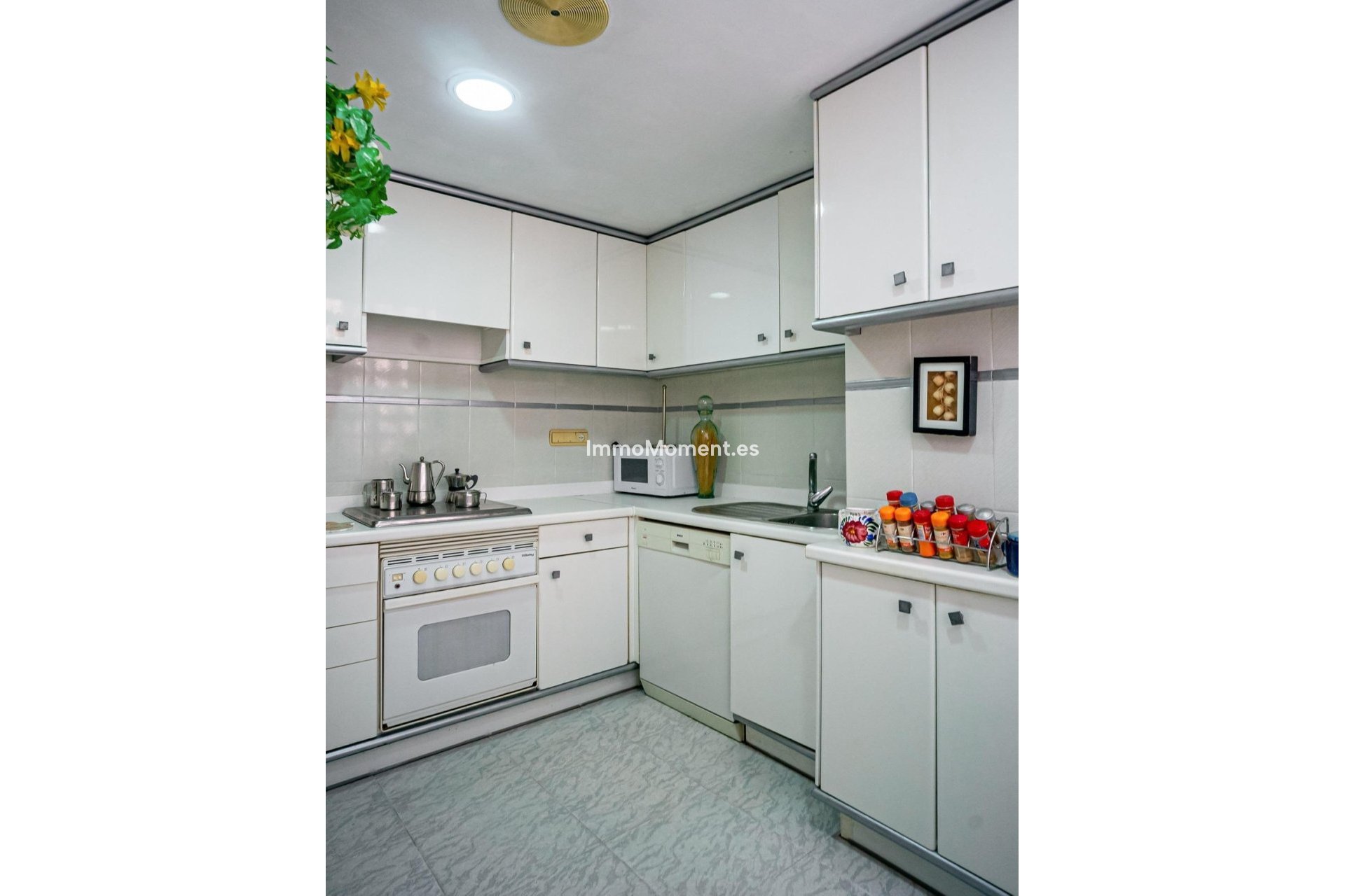 Resale - Apartment - Benidorm - Benidorm Centro