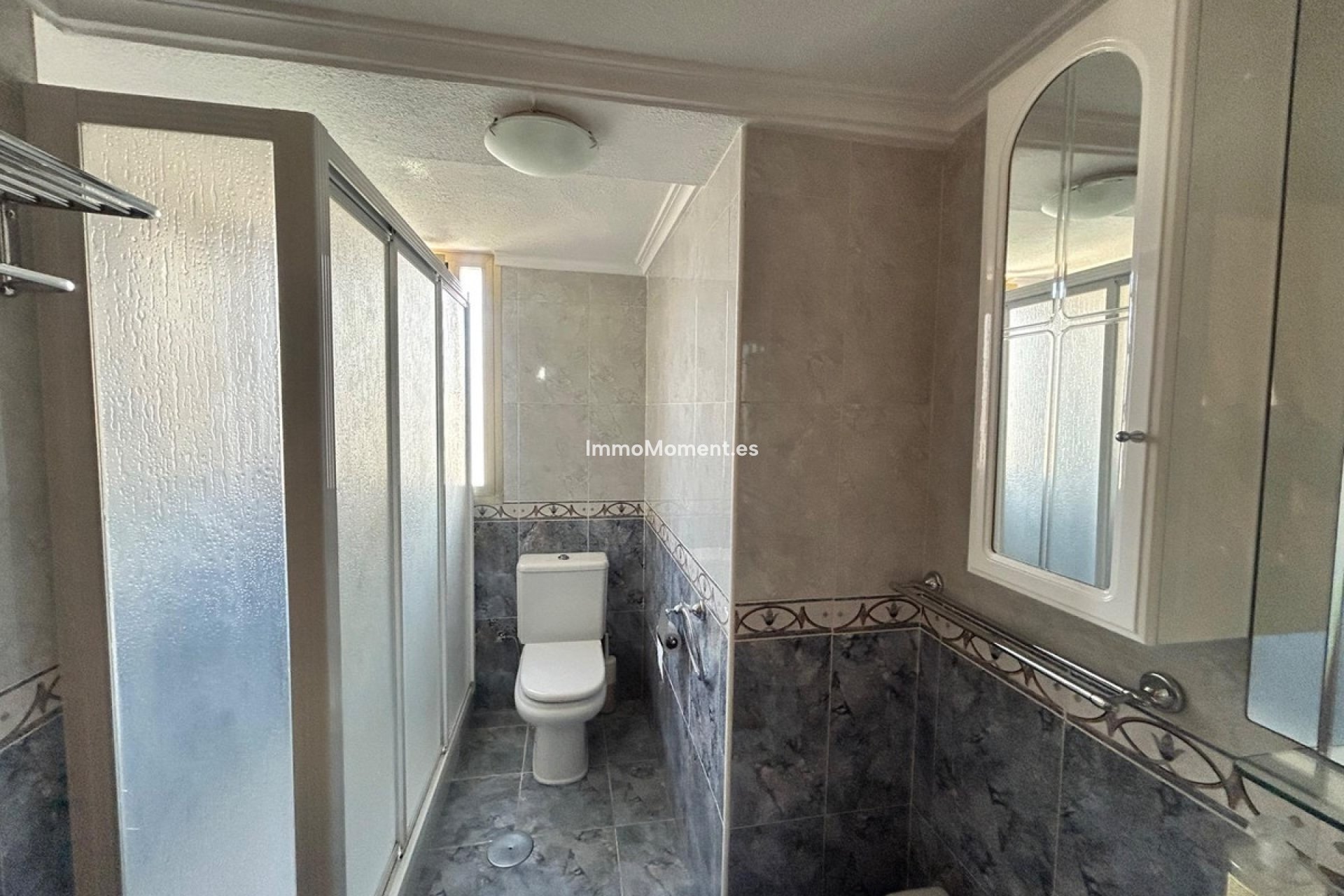 Resale - Apartment - Benidorm - Benidorm Centro