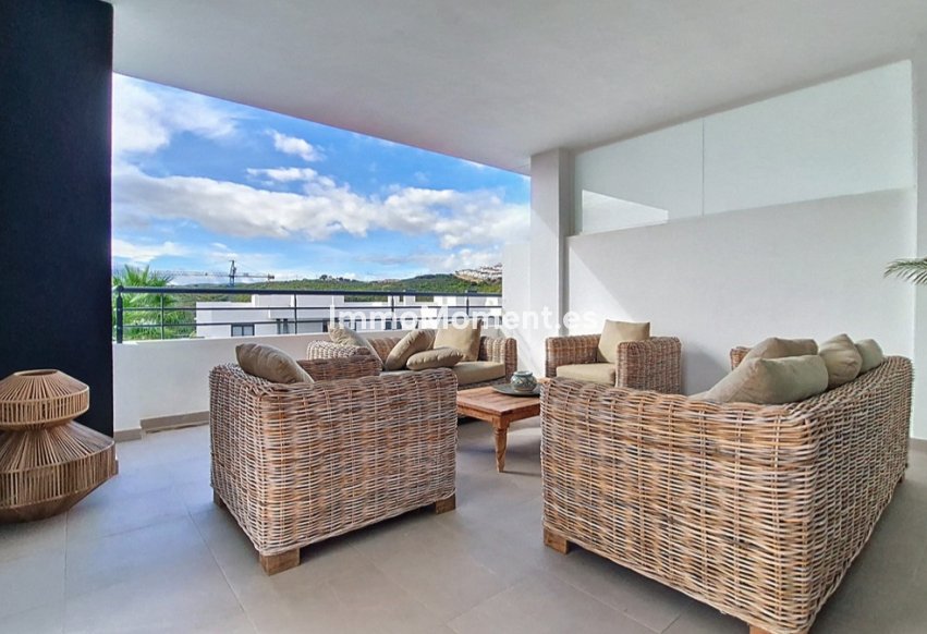 Resale - Apartment - Casares - Casares Centro