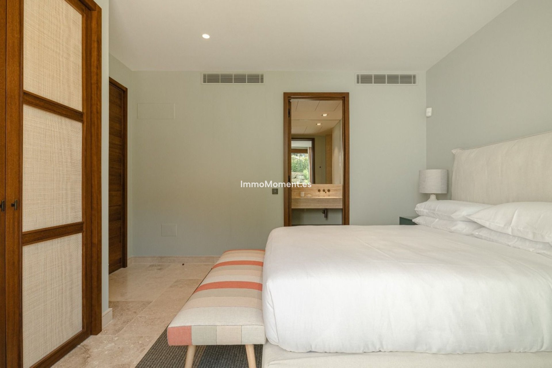 Resale - Apartment - Casares - Casares Centro