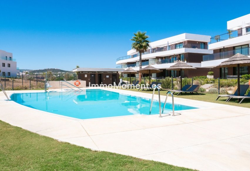Resale - Apartment - Casares - Casares Centro
