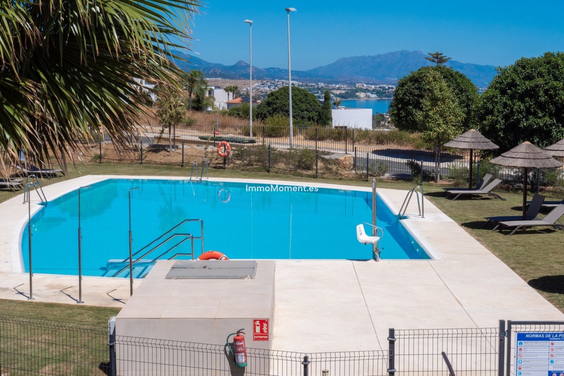 Resale - Apartment - Casares - Casares Centro
