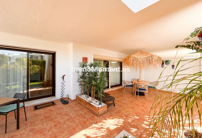 Resale - Apartment - Casares - Casares Centro