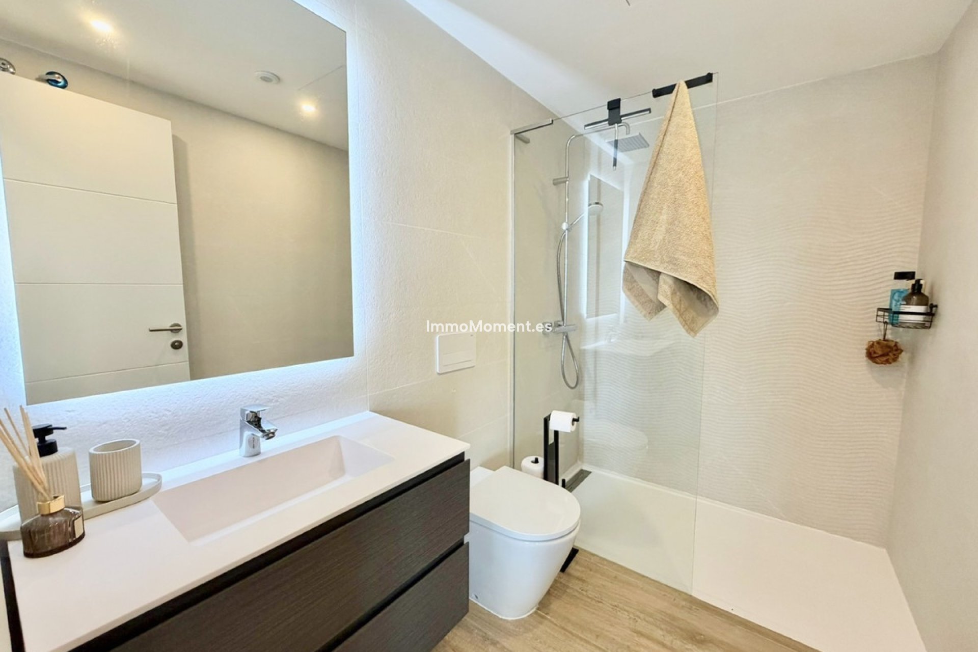 Resale - Apartment - Casares - Casares Centro