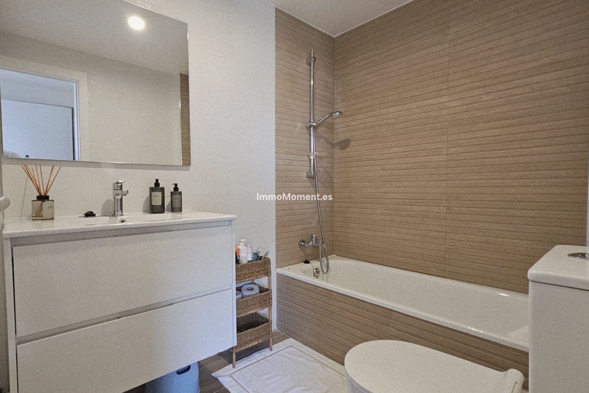 Resale - Apartment - Casares - Casares Centro