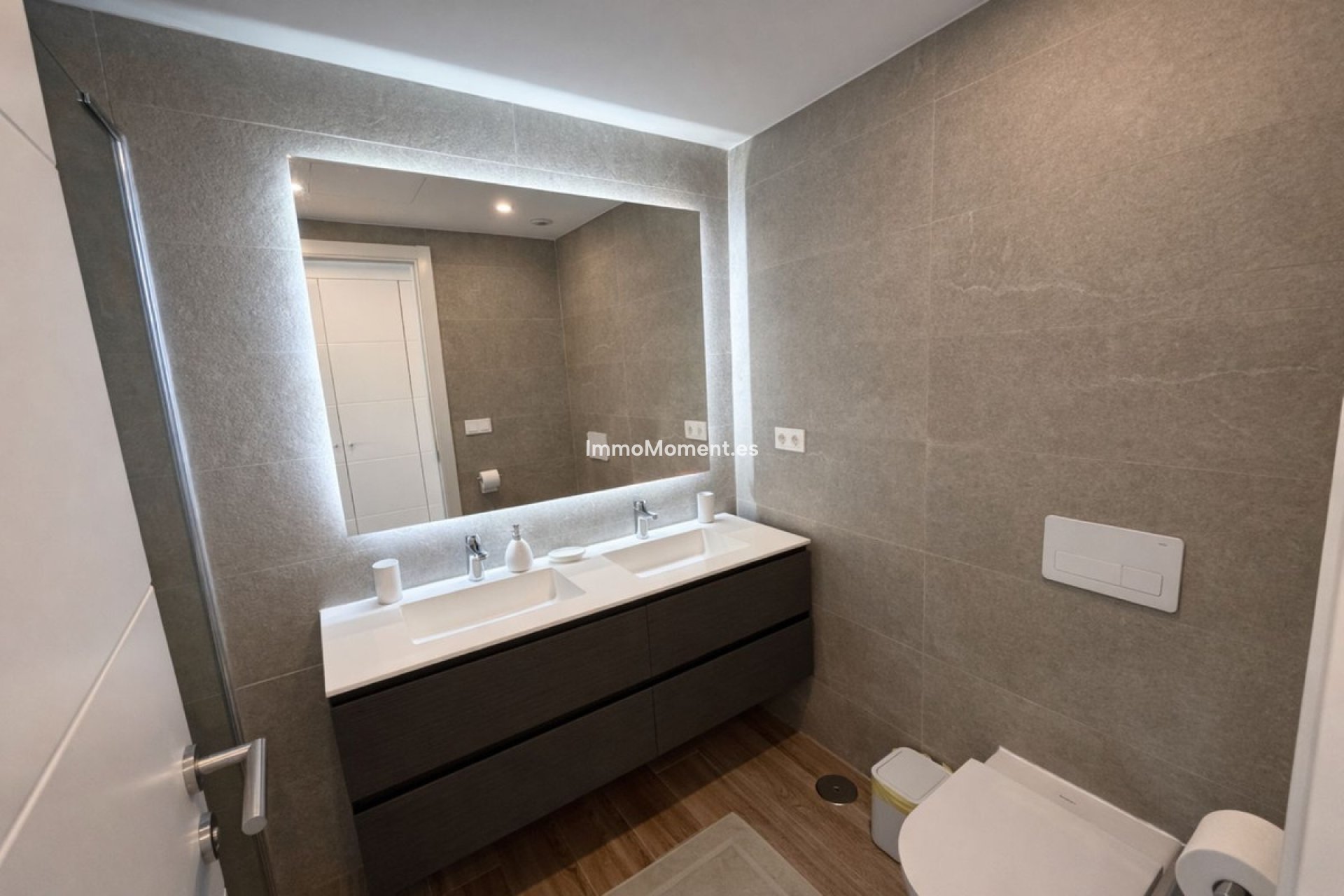 Resale - Apartment - Casares - Casares Centro