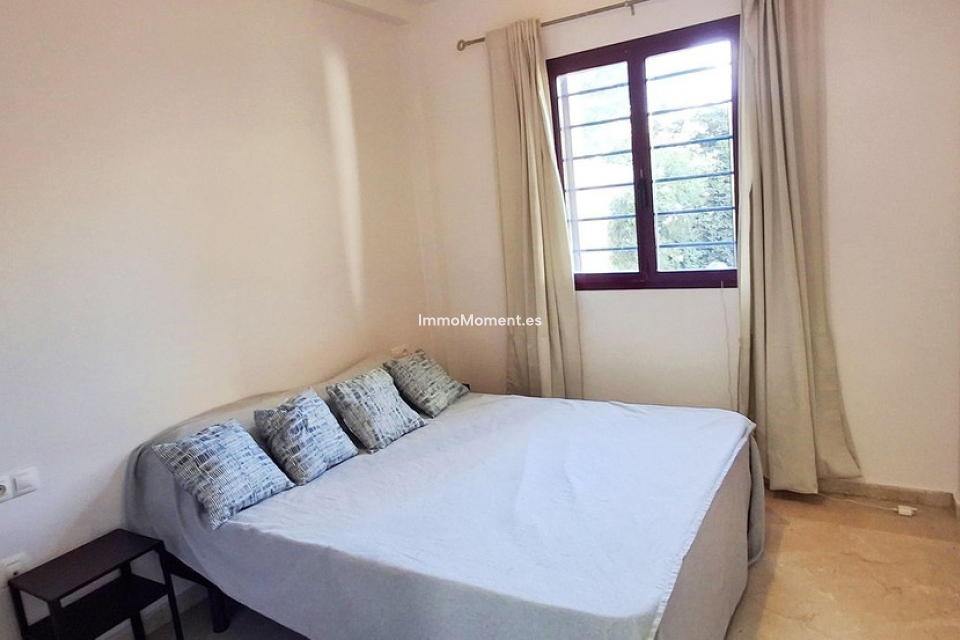 Resale - Apartment - Casares - Casares Centro