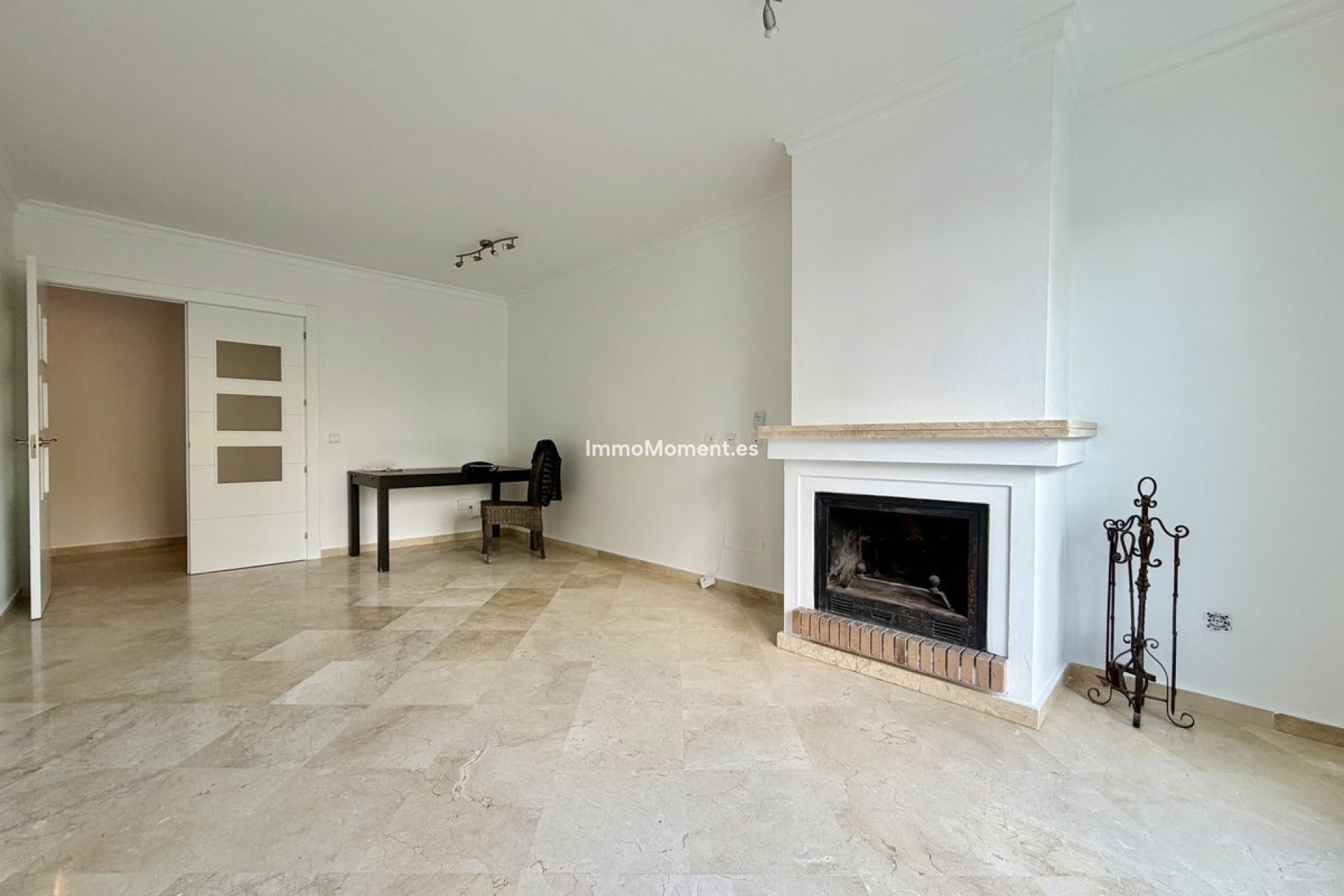 Resale - Apartment - Casares - Casares Centro