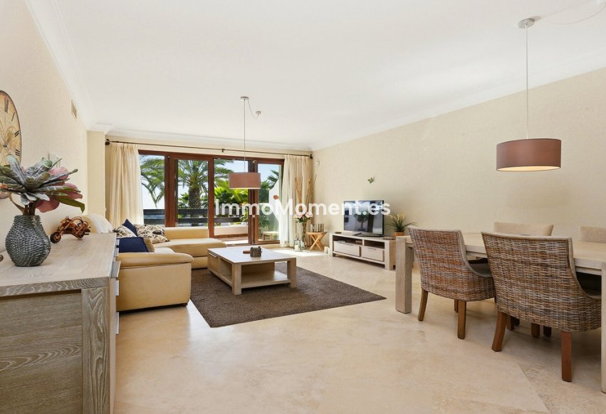 Resale - Apartment - Casares - Casares Centro