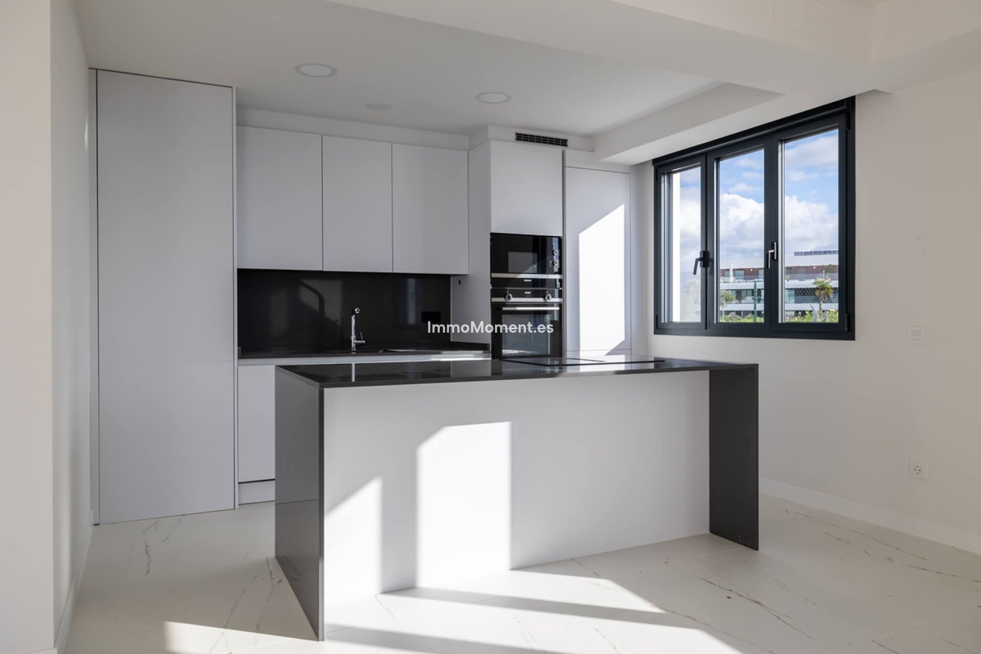 Resale - Apartment - Casares - Casares Centro