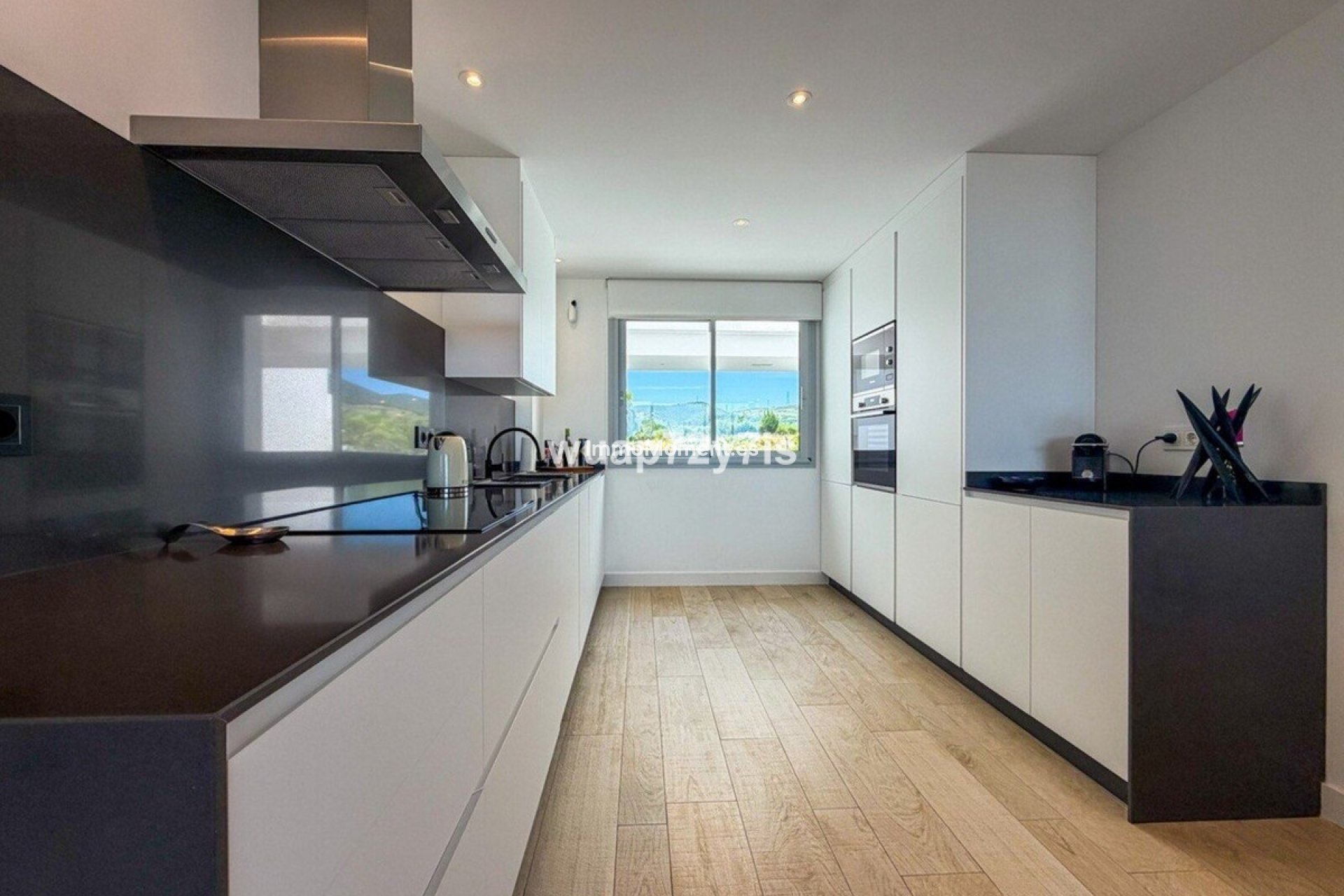 Resale - Apartment - Casares - Casares Centro