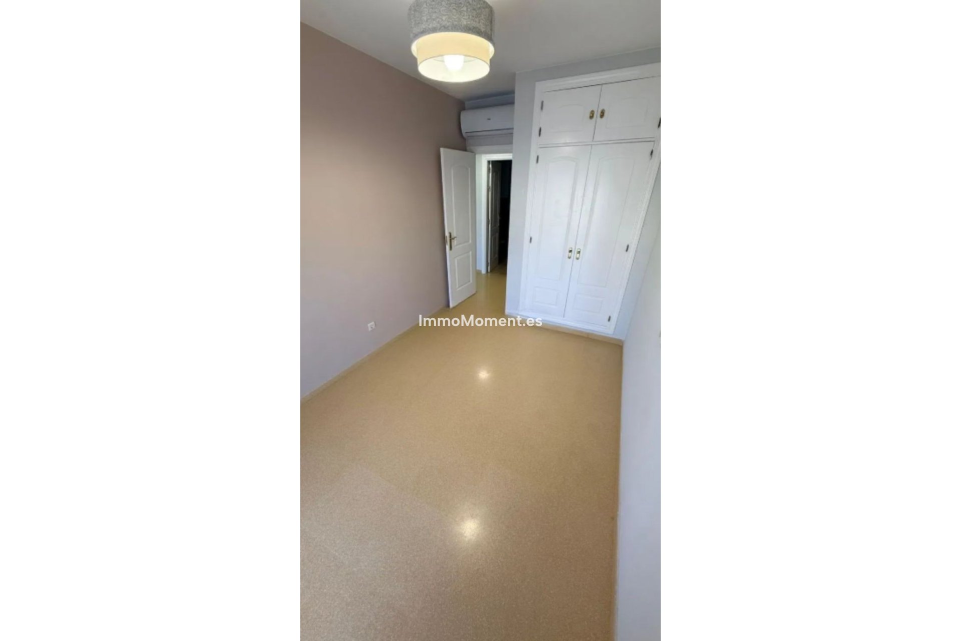 Resale - Apartment - Casares - Casares Centro