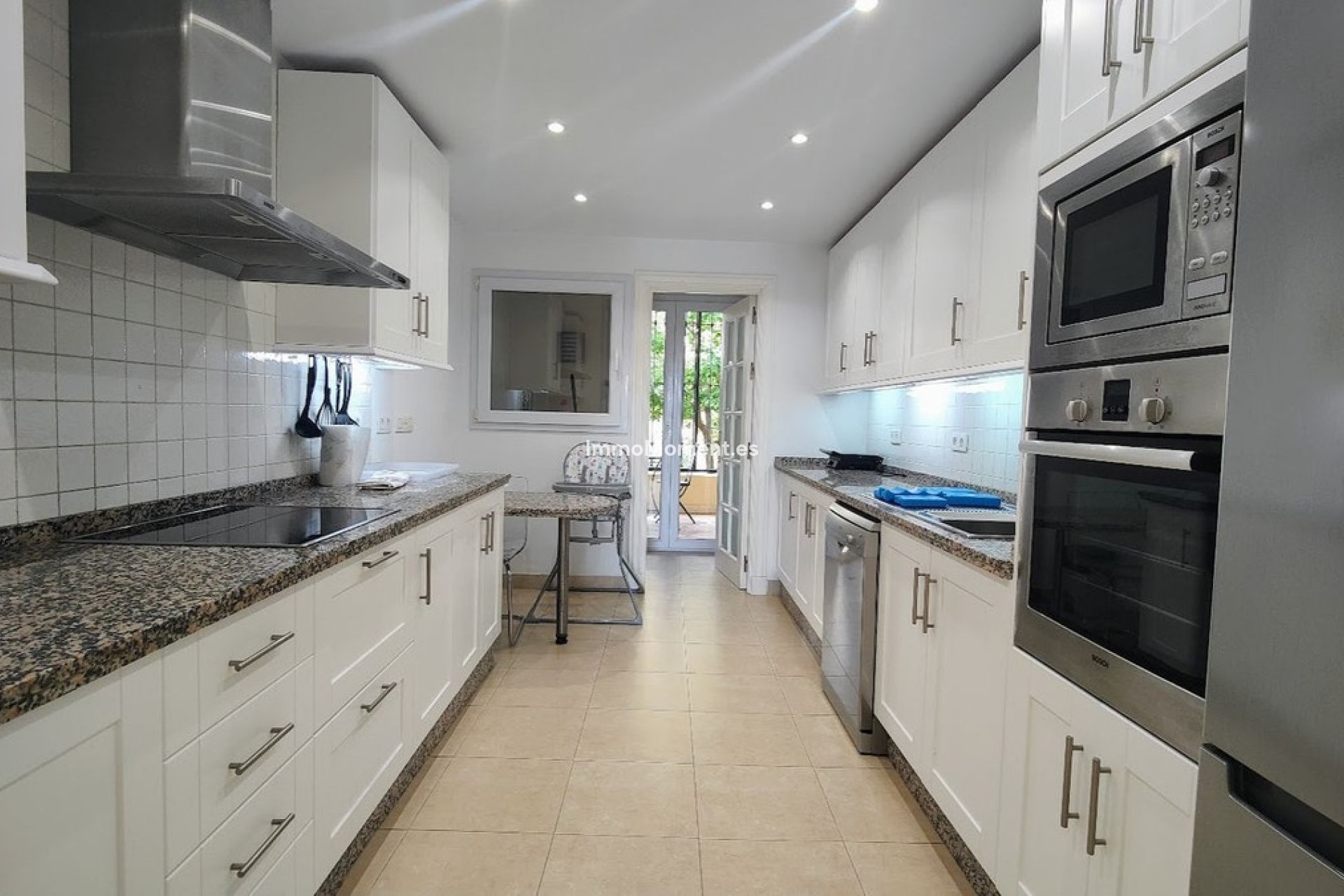 Resale - Apartment - Casares - Casares Centro