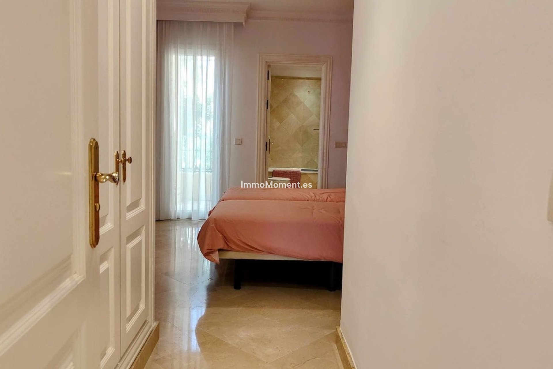 Resale - Apartment - Casares - Casares Centro