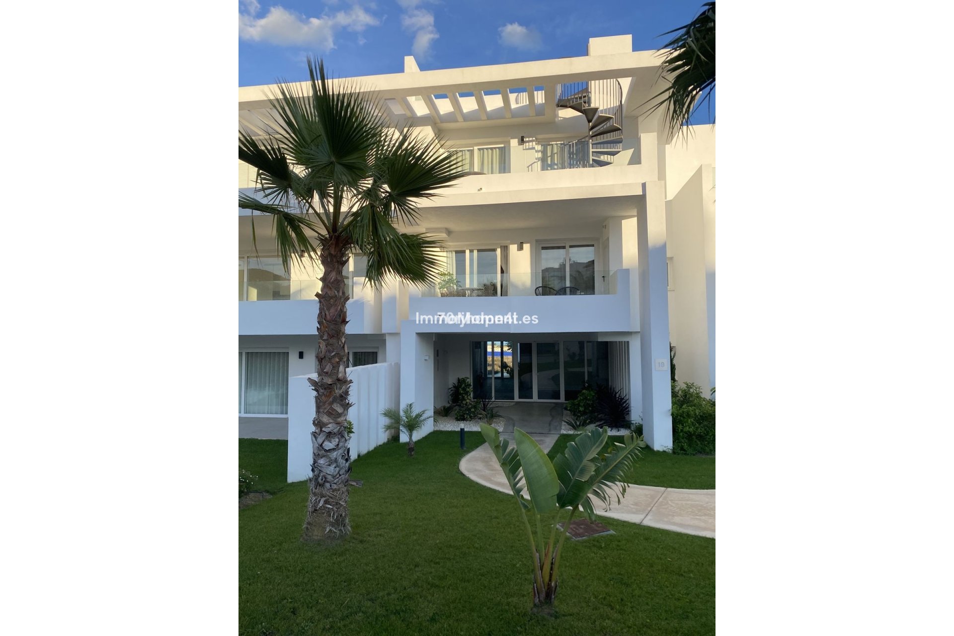 Resale - Apartment - Casares - Casares Centro