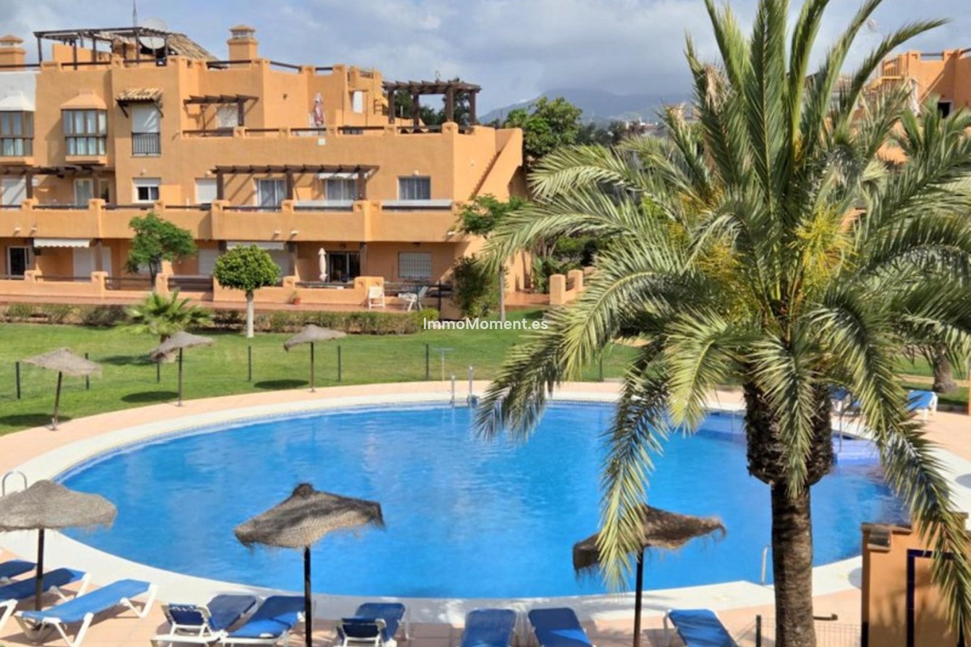 Resale - Apartment - Casares - Casares Centro