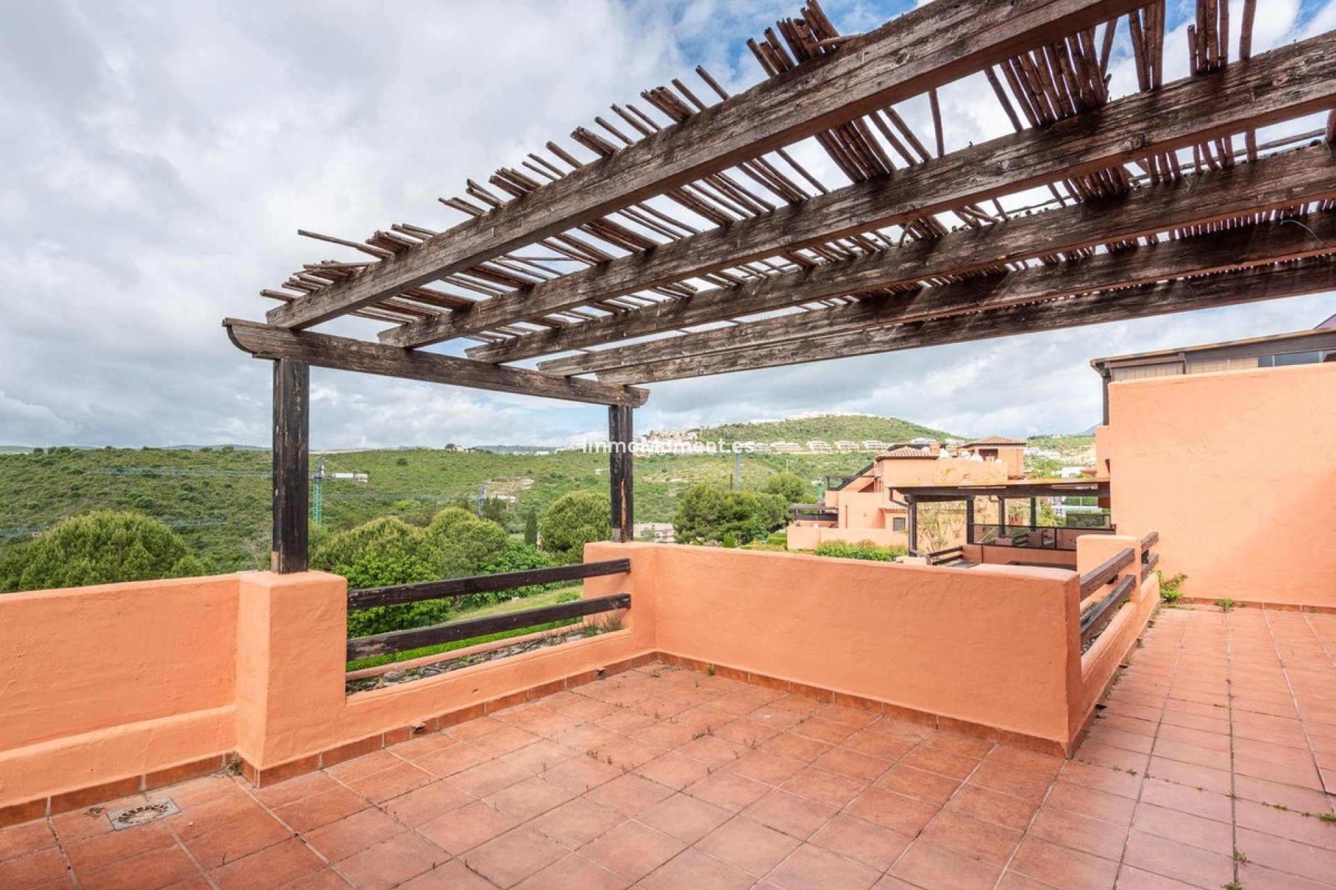 Resale - Apartment - Casares - Casares Centro