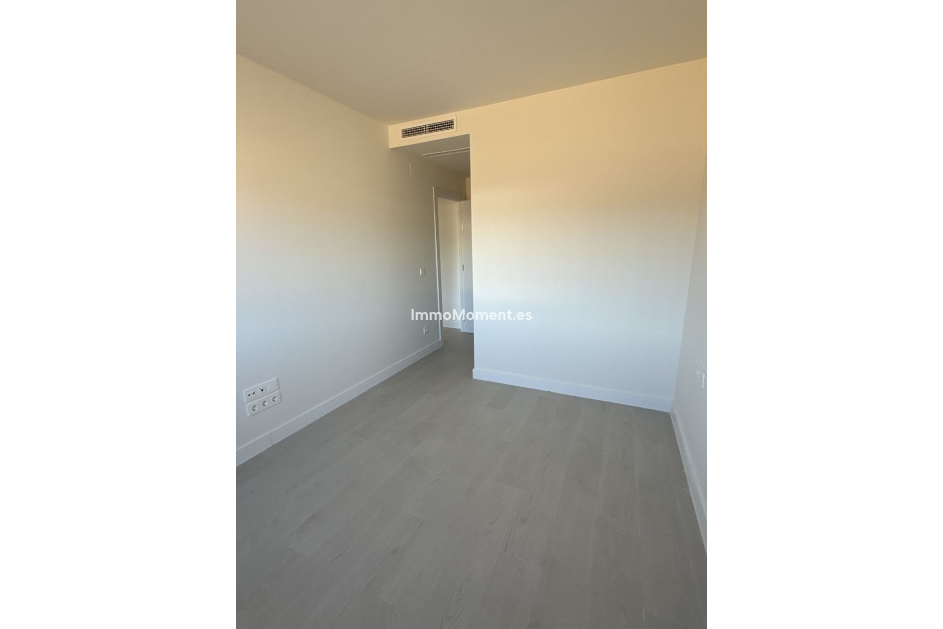 Resale - Apartment - Casares - Casares Centro