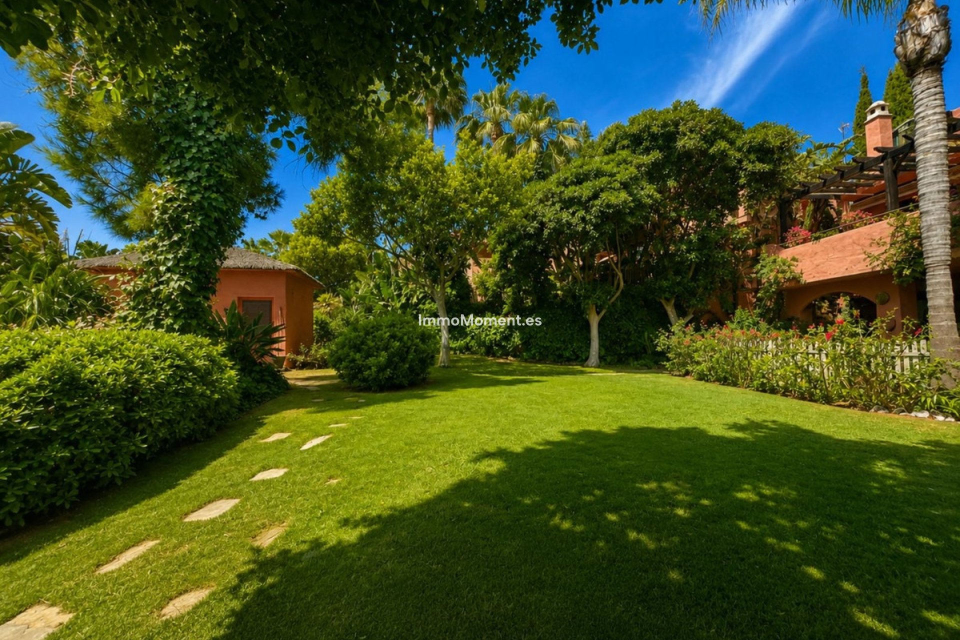 Resale - Apartment - Casares - Casares Centro