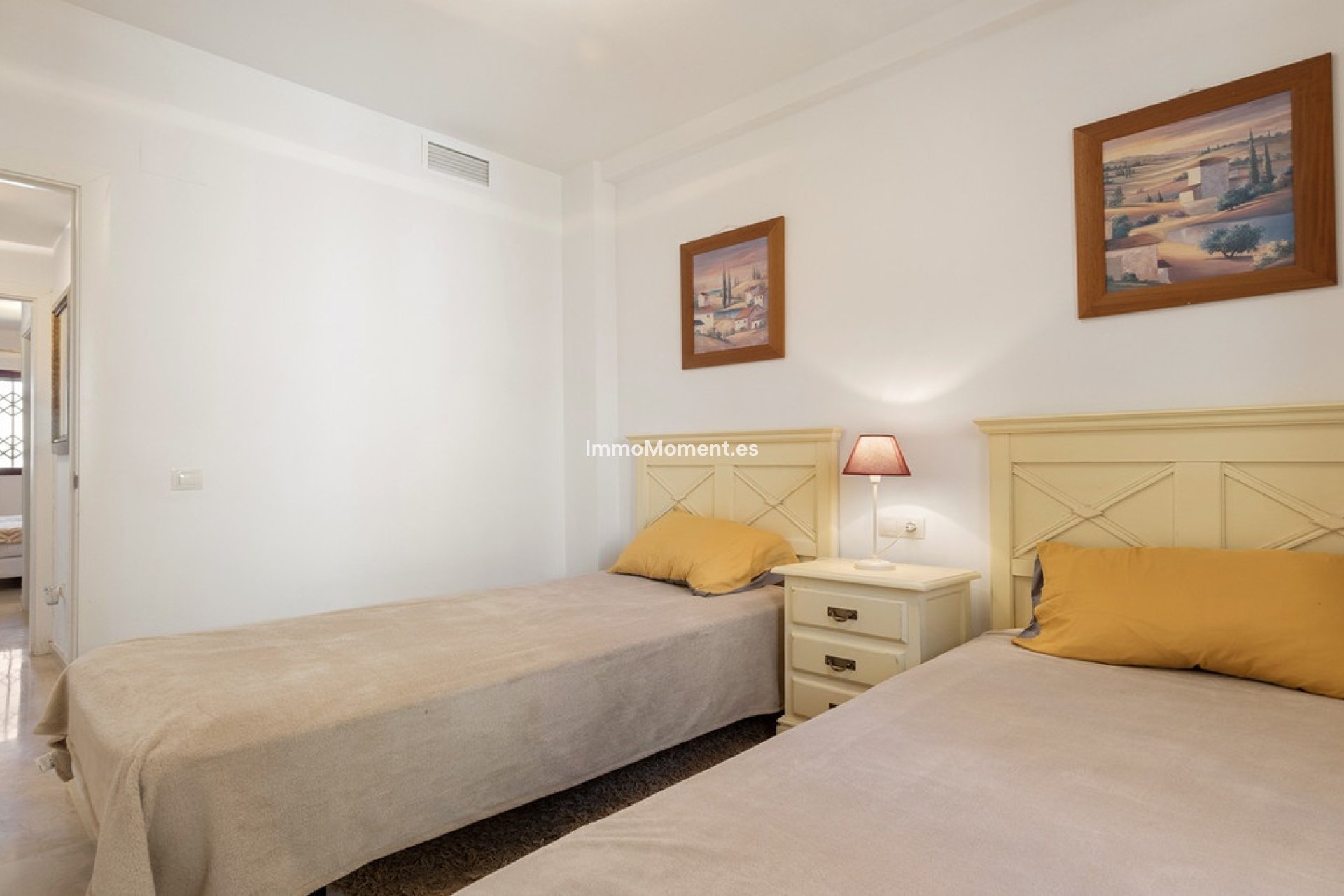 Resale - Apartment - Casares - Casares Centro