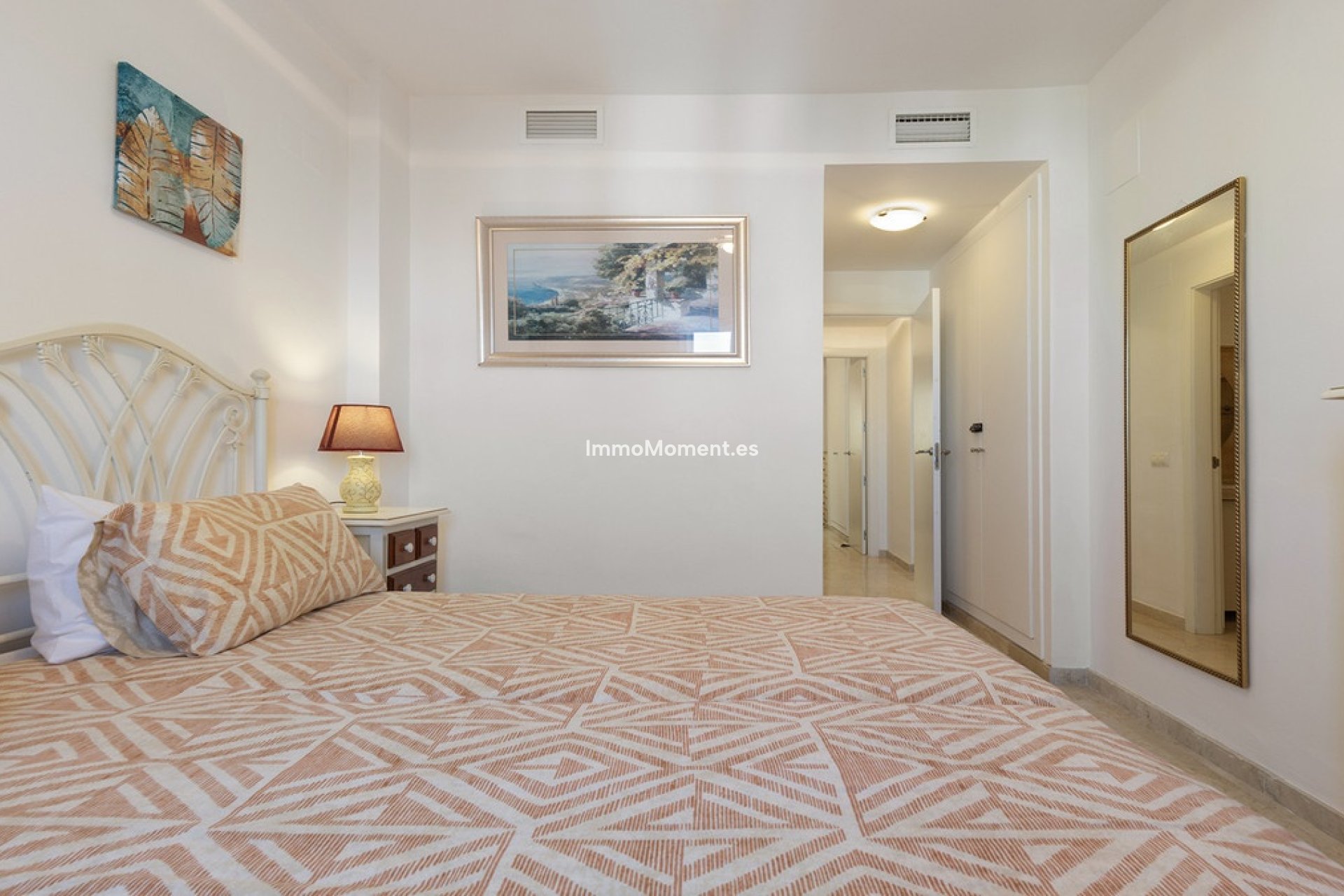 Resale - Apartment - Casares - Casares Centro