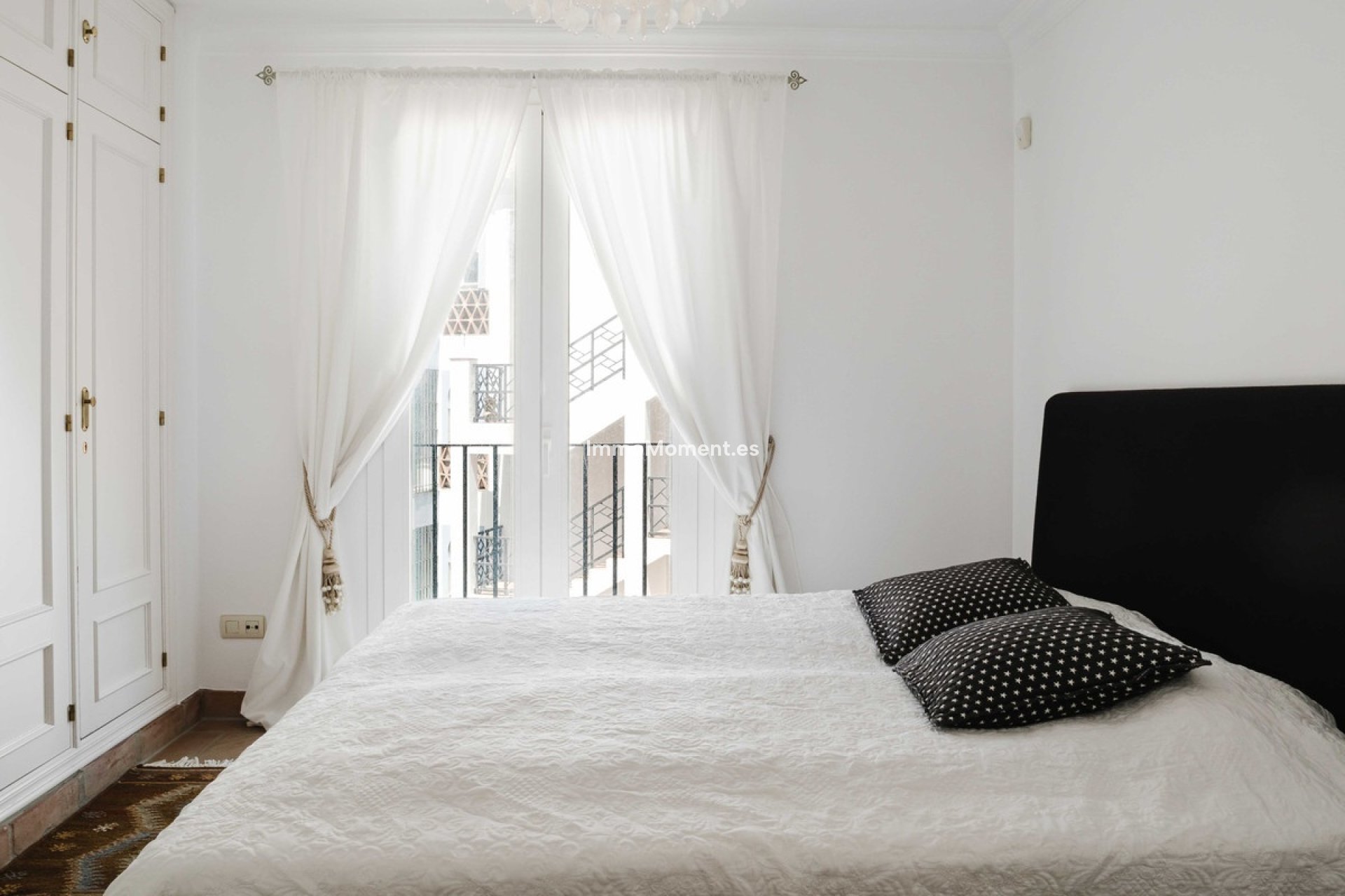 Resale - Apartment - Casares - Casares Centro